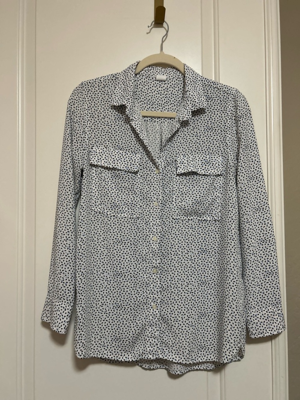 💙🖤GAP Boss Babe Mini Polka Dots Button-Down Shirt 💙🖤